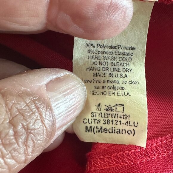 Red Peplum Top With Cap Sleeves  Medium Size  96% Polyester 4% Spandex  Love J U - Picture 5 of 6